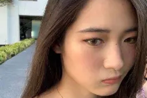 出道八年从不接吻戏被称最干净女演员的她凭啥让大导演抢着捧